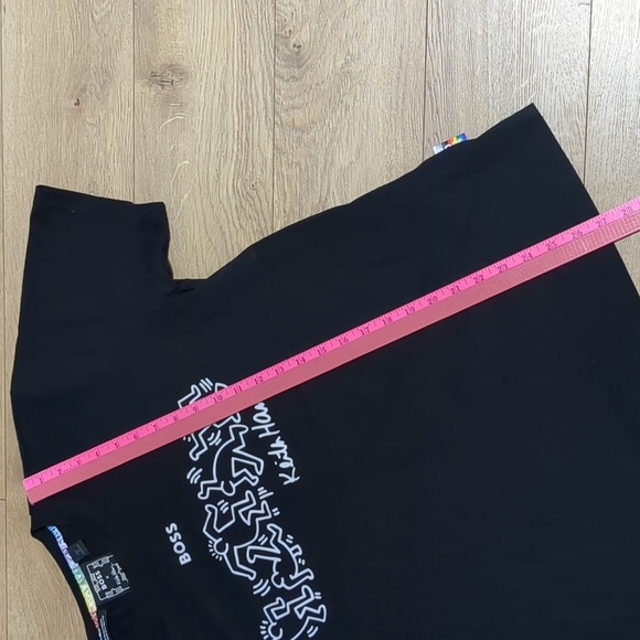 Hugo Boss X Keith Haring Unisex T-Shirt Size Large - Picture 9 of 13
